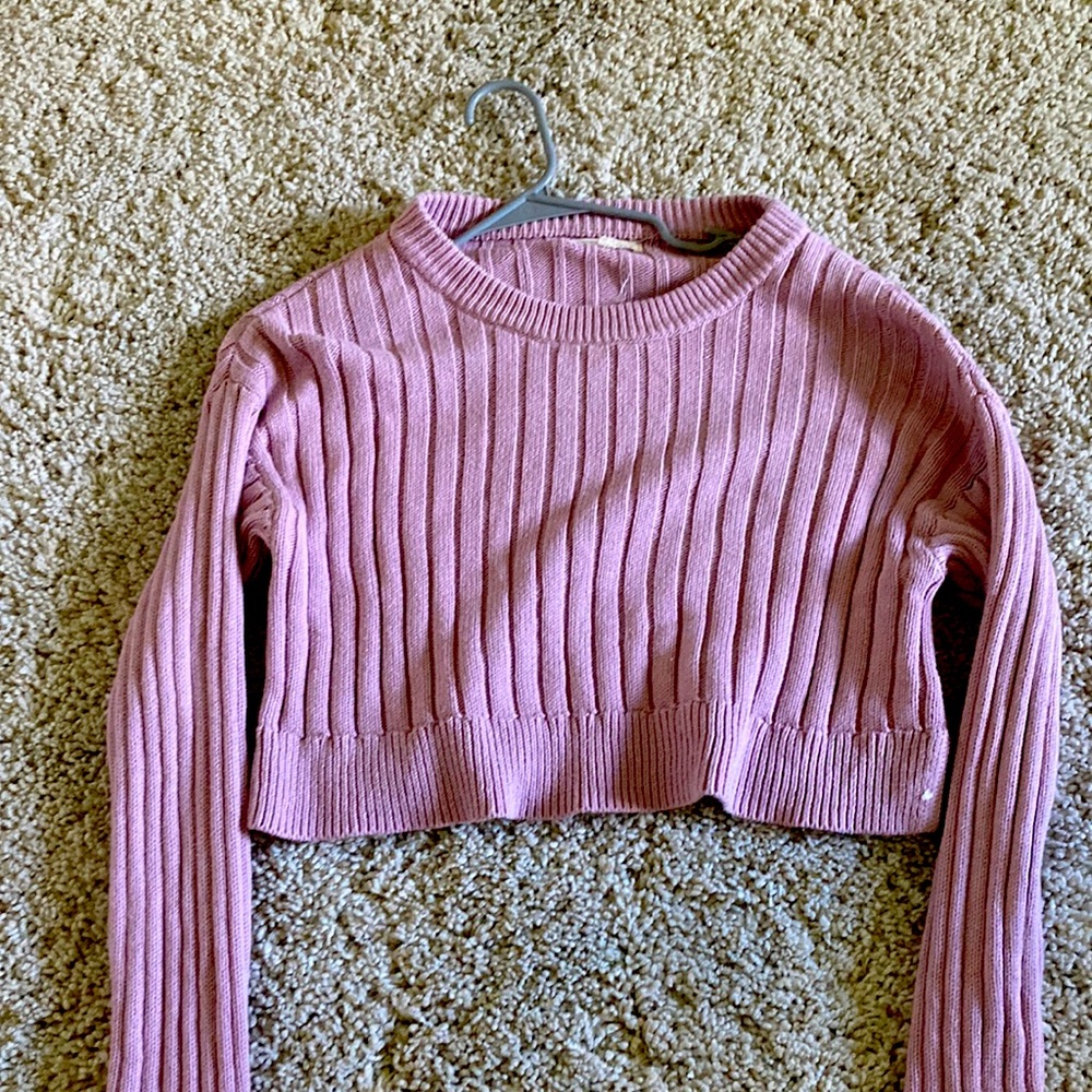 Super cute pink PacSun sweater